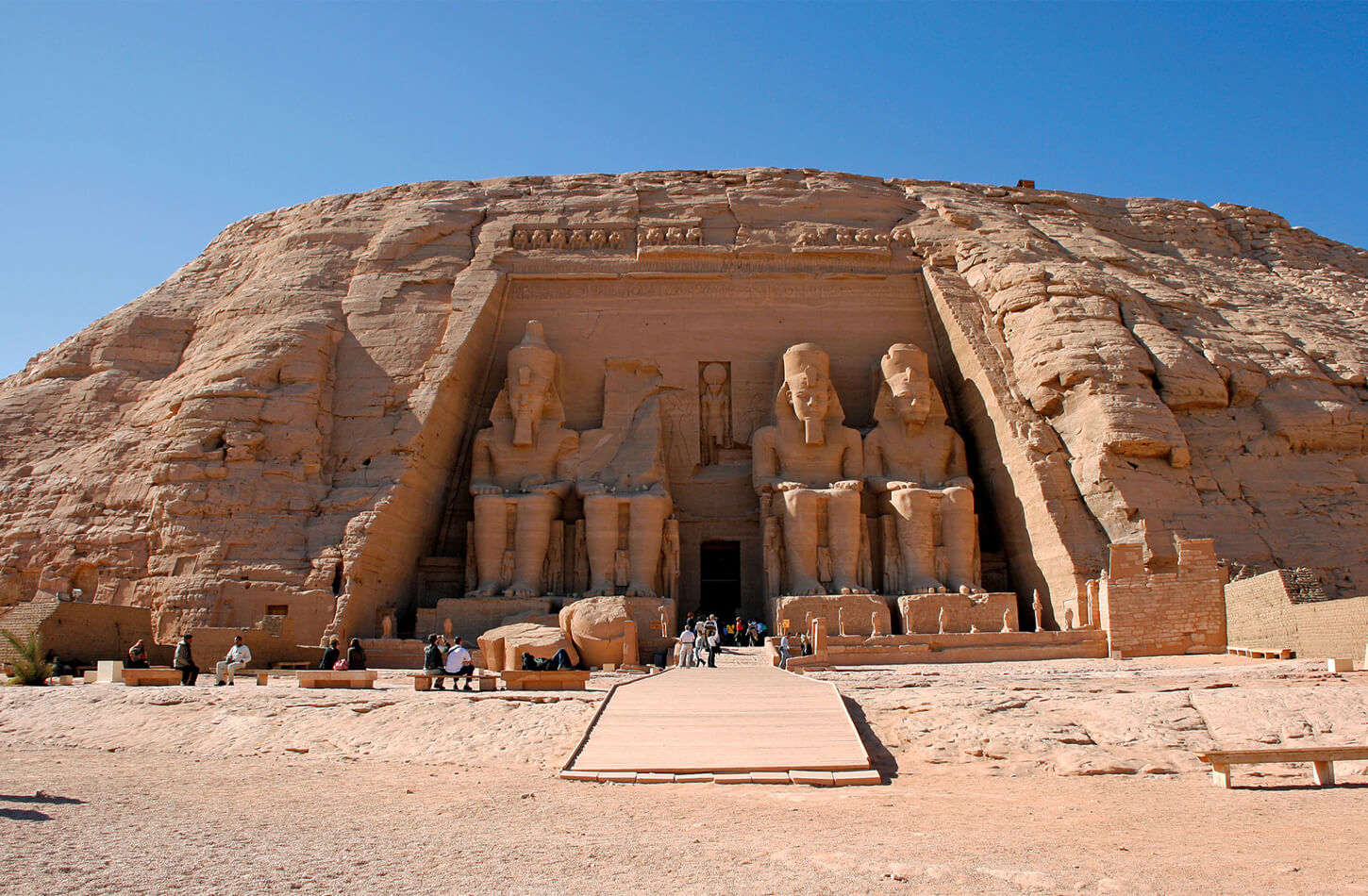 A-wonderful-picture-of-Abu-Simbel-Temple-in-Aswan